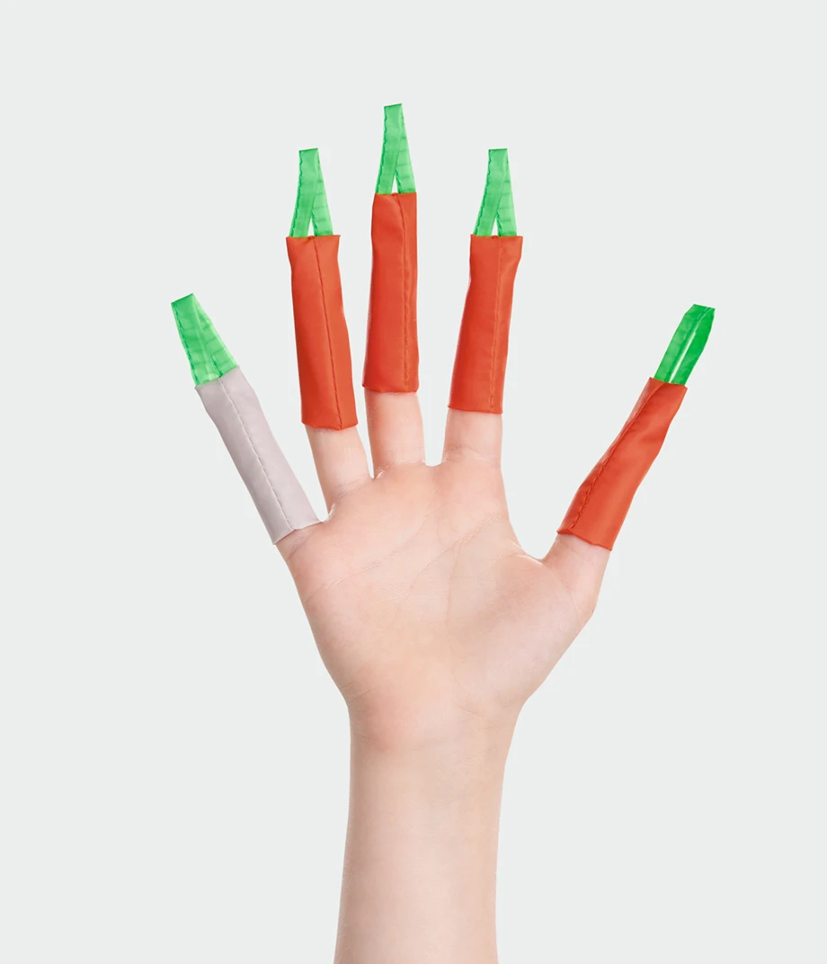 Arion Dactyna Donning Aid for compression gloves with open fingers 4