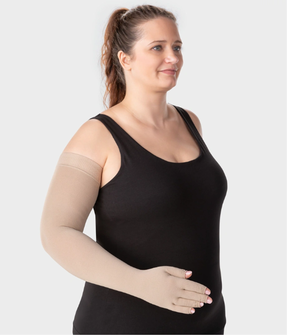 Seamless Compression Arm Sleeve with Glove for Lymphedema 1